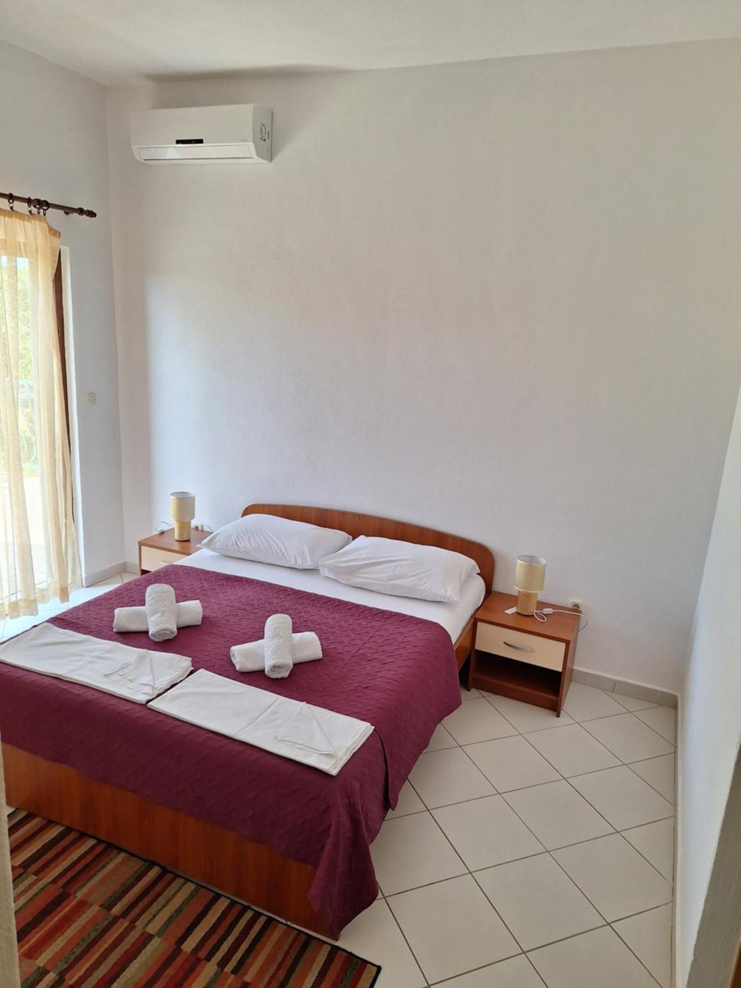 Ante Apartments Duće Quarto foto